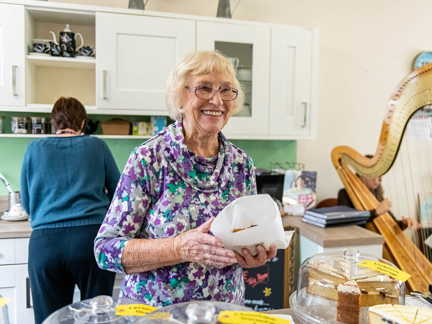 A volunteer working at the Chesham House Centre from Royal Voluntary Service